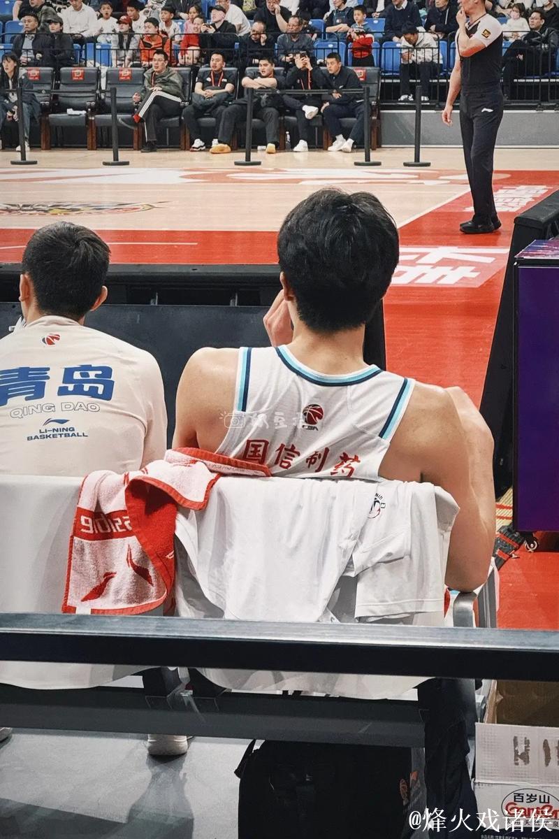 杨瀚森22+11青岛胜辽宁 王哲林13分上海胜江苏